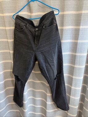 Women Black Ripped Jeans